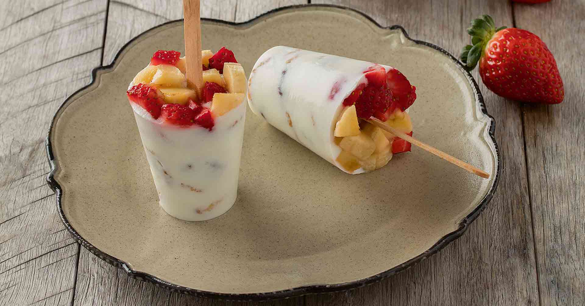 Paleta De Yogurt Fácil Con Leche Condensada Recetas Nestlé