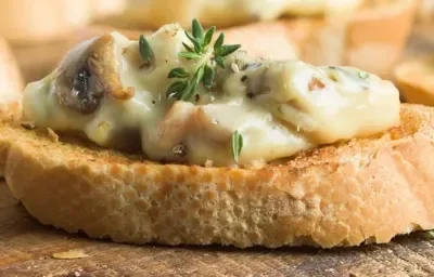 Bruschetta-de-pollo-Salsa-Bechamel-MAGGI-Recetas-Nestle-Venezuela