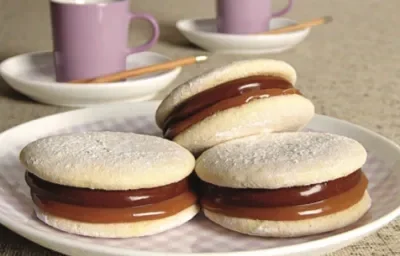 receta-facil-familiar-alfajores-rellenos-de-dulce-de-leche-y-chocolate-recetas-nesle-venezuela