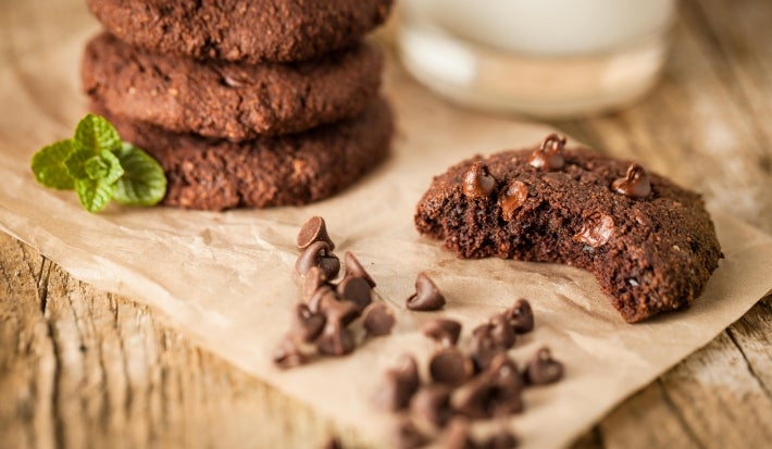 RECETAS-NESTLE-RECETA-FAMILIAR-GALLETAS-DE-CHOCOLATE-CON-TROZOS-DE-CHOCOLATE-SAVOY-POSTRES-VENEZUELA.jpg