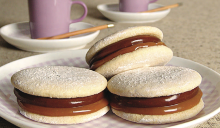 receta-facil-familiar-alfajores-rellenos-de-dulce-de-leche-y-chocolate-recetas-nesle-venezuela